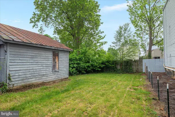 21 W PALL MALL ST, Winchester, VA 22601