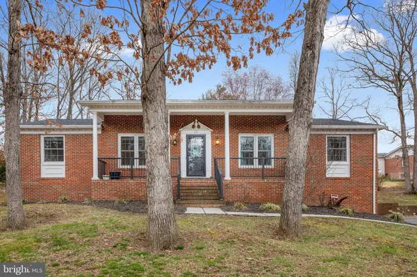 110 OAK RIDGE DR, Stephens City, VA 22655