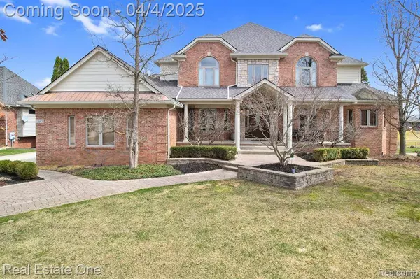 2665 INVITATIONAL Drive, Oakland Twp, MI 48363