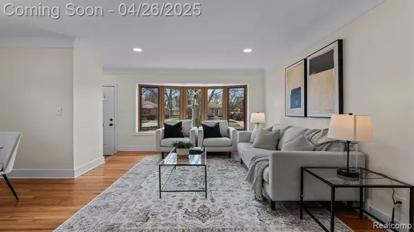 21840 KENOSHA Street, Oak Park, MI 48237