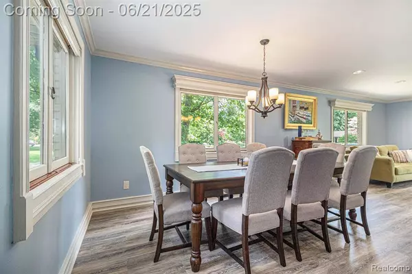 30542 Greenland Street, Livonia, MI 48154