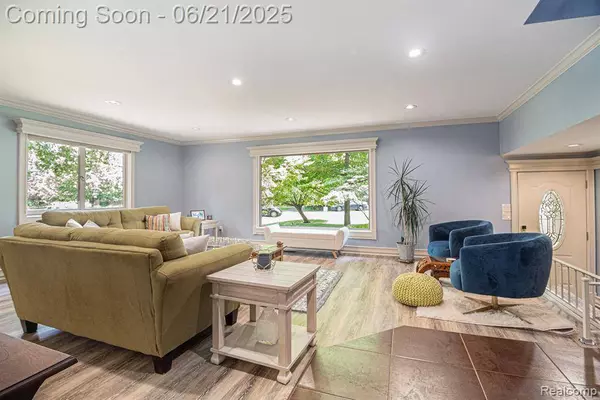 30542 Greenland Street, Livonia, MI 48154