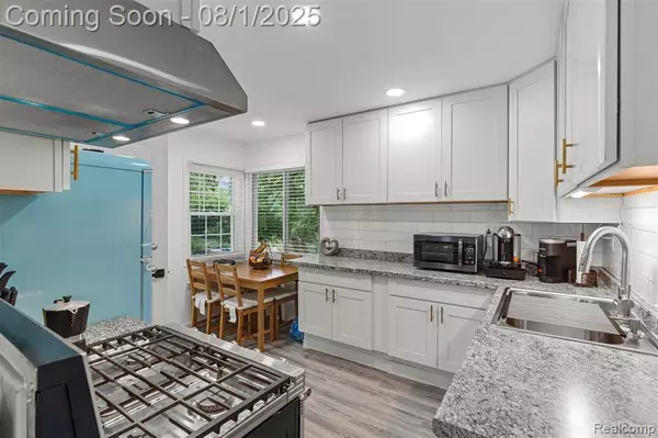 1304 Helen Street, Inkster, MI 48141