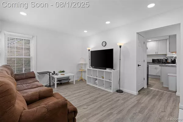 1304 Helen Street, Inkster, MI 48141