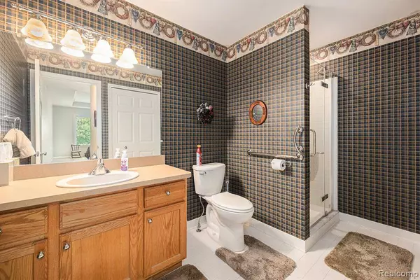 48117 Cotton Creek Boulevard, New Baltimore, MI 48047