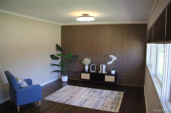 22252 Dale Allen Street, Clinton Twp, MI 48035