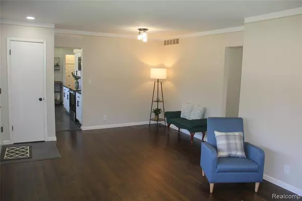 22252 Dale Allen Street, Clinton Twp, MI 48035