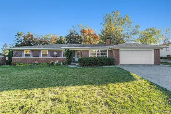 115 Boyken Road, Rochester Hills, MI 48307
