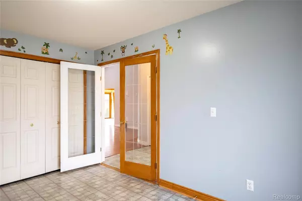 54676 Carnation DR, Macomb, MI 48042