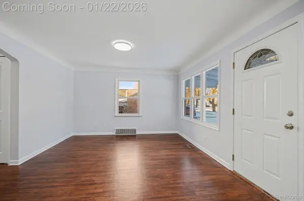 207 Saint Louis ST, Ferndale, MI 48220