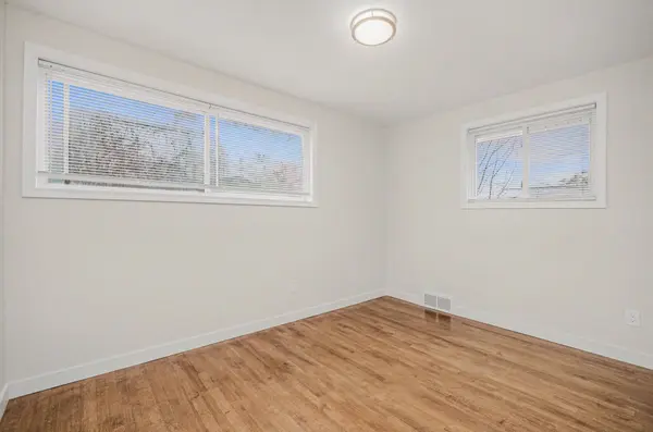 28930 Garfield St, Roseville, MI 48066-2643