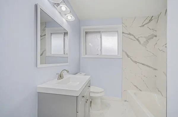 28930 Garfield St, Roseville, MI 48066-2643