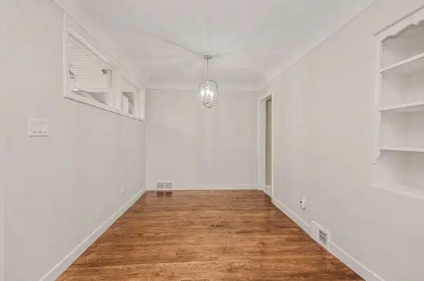 28930 Garfield St, Roseville, MI 48066-2643