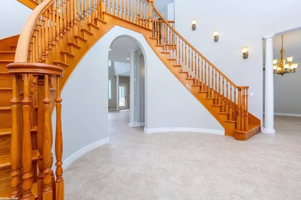 400 E Romeo RD, Oakland Twp, MI 48363