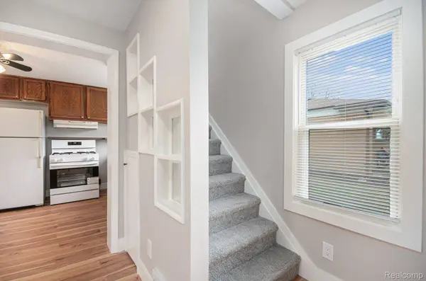 12065 Belmont AVE, Warren, MI 48089