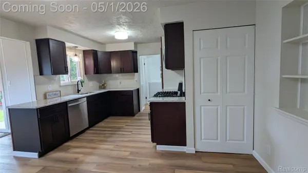 12922 E 13 Mile RD, Warrencity_macomb, MI 48088