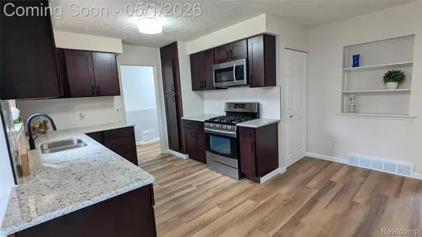12922 E 13 Mile RD, Warrencity_macomb, MI 48088
