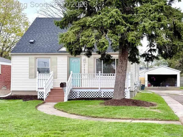27370 Barkman ST, Roseville, MI 48066