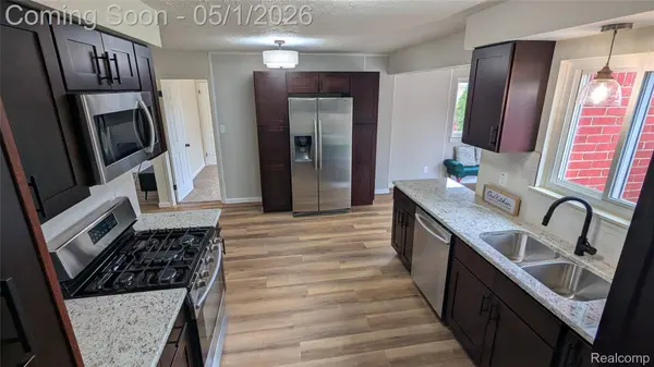 12922 E 13 Mile RD, Warrencity_macomb, MI 48088