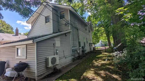 104 Grand AVE, Mt. Clemens, MI 48043