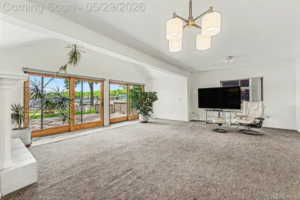 3506 Union Lake RD, Commerce Charter Township, MI 48382