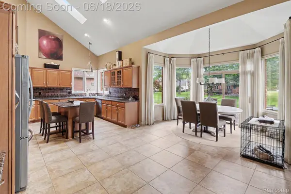 55260 Belmont DR, Shelby Charter Township, MI 48315