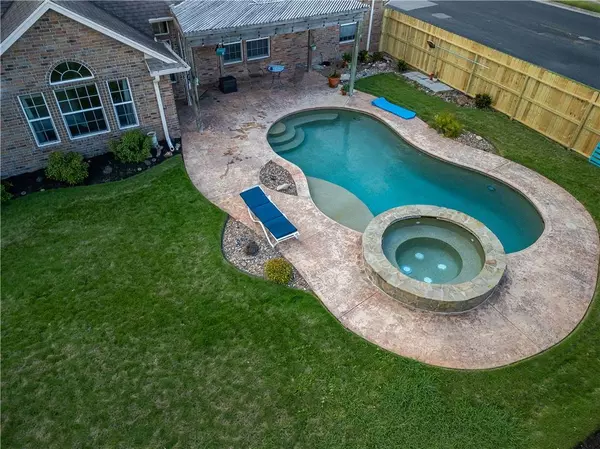 7602 Beau Terre, Corpus Christi, TX 78414