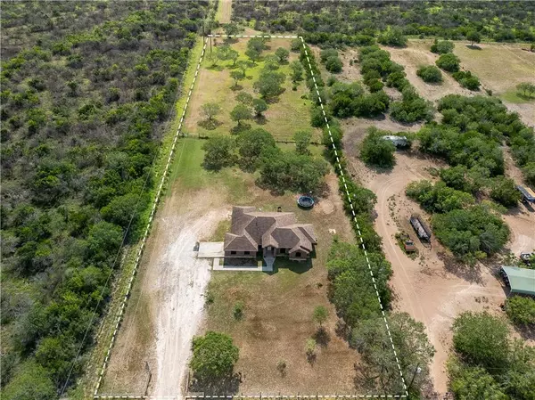 155 County Road 151, Alice, TX 78332