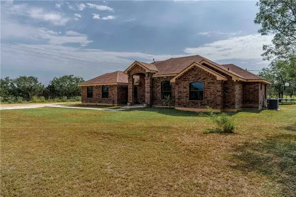 155 County Road 151, Alice, TX 78332