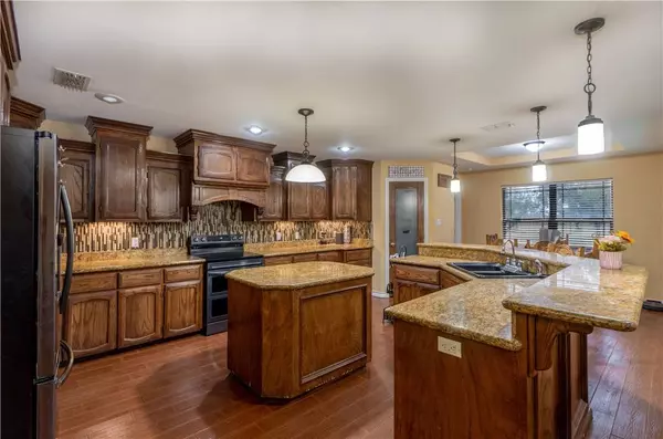 155 County Road 151, Alice, TX 78332