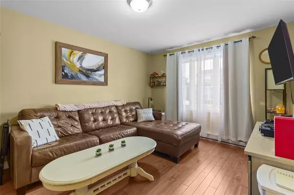 16 Beauford Place, St. John's, NL A1A 5N4