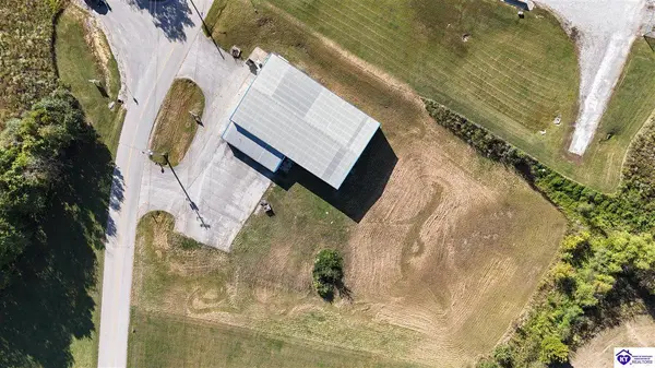 176 Judge Kenneth H Goff Drive, Leitchfield, KY 42754