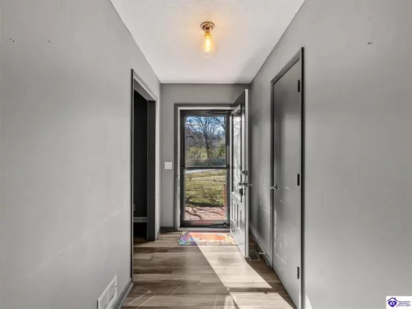 115 Green Valley Drive, Central City, KY 42330