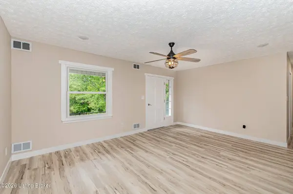 213 W French St, Elizabethtown, KY 42701