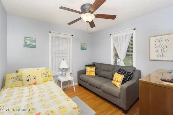 33 Elmwood Dr, Clarkson, KY 42726