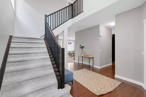 136 Silverado Skies MNR SW, Calgary, AB T2X 0K2