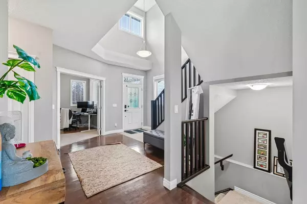 136 Silverado Skies MNR SW, Calgary, AB T2X 0K2