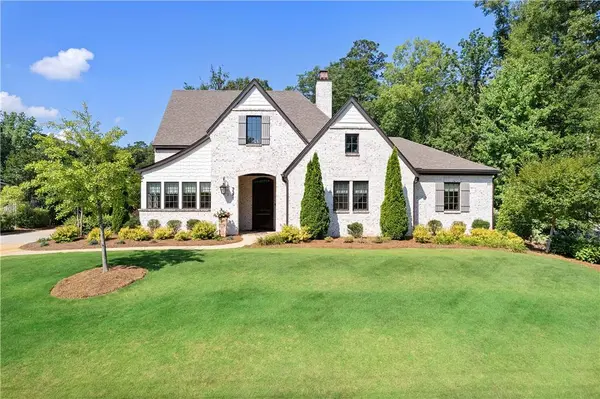 725 PETRIE RD, Auburn, AL 36830