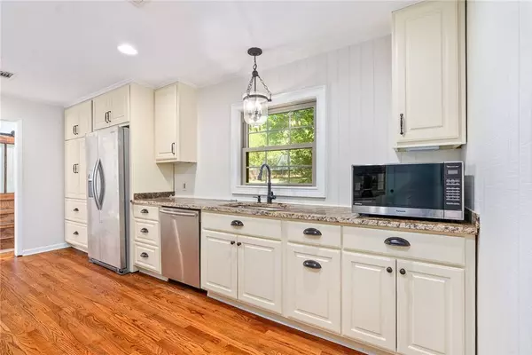 1600 MILLBRANCH DR, Auburn, AL 36832