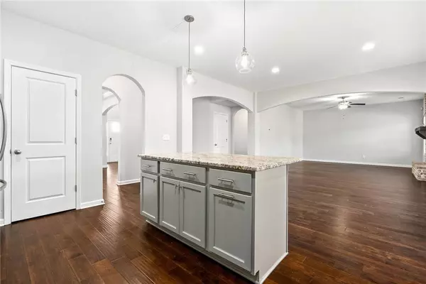 738 WYNDHAM VILLAGE CT, Opelika, AL 36804