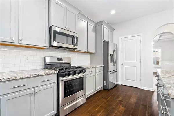 738 WYNDHAM VILLAGE CT, Opelika, AL 36804