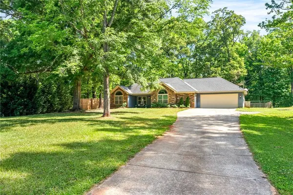 1284 LEE ROAD 281, Salem, AL 36874