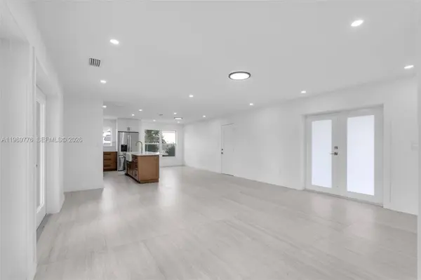 9990 Broad Channel Dr, Cutler Bay, FL 33157