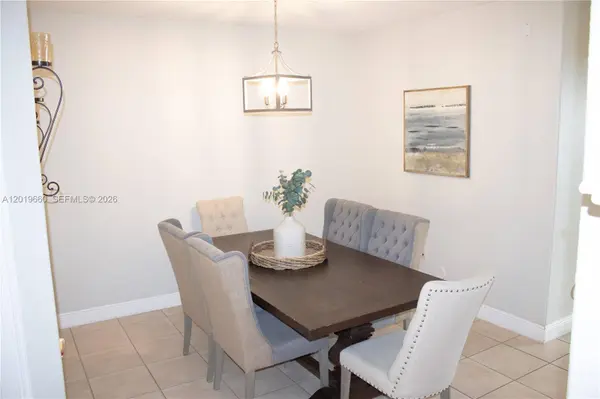 14909 SW 8th Ter, Miami, FL 33194
