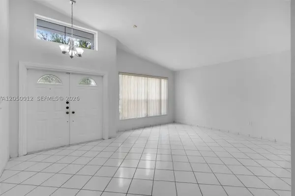 8967 NW 146th Ter, Miami Lakes, FL 33018