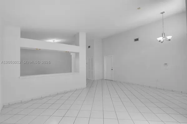 8967 NW 146th Ter, Miami Lakes, FL 33018