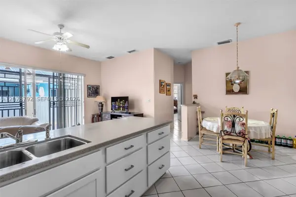 9053 NW 146th Ter, Miami Lakes, FL 33018