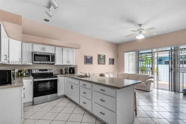 9053 NW 146th Ter, Miami Lakes, FL 33018