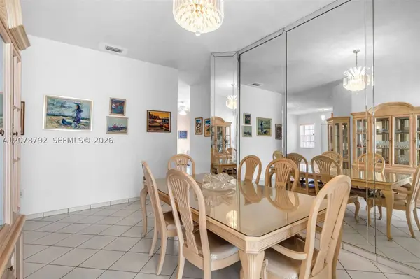 9053 NW 146th Ter, Miami Lakes, FL 33018