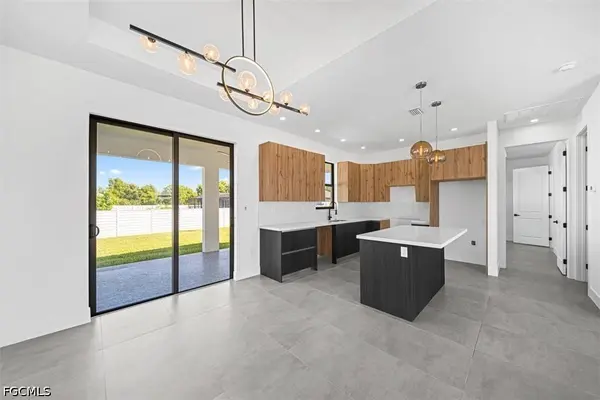 3623 NW 45th ST